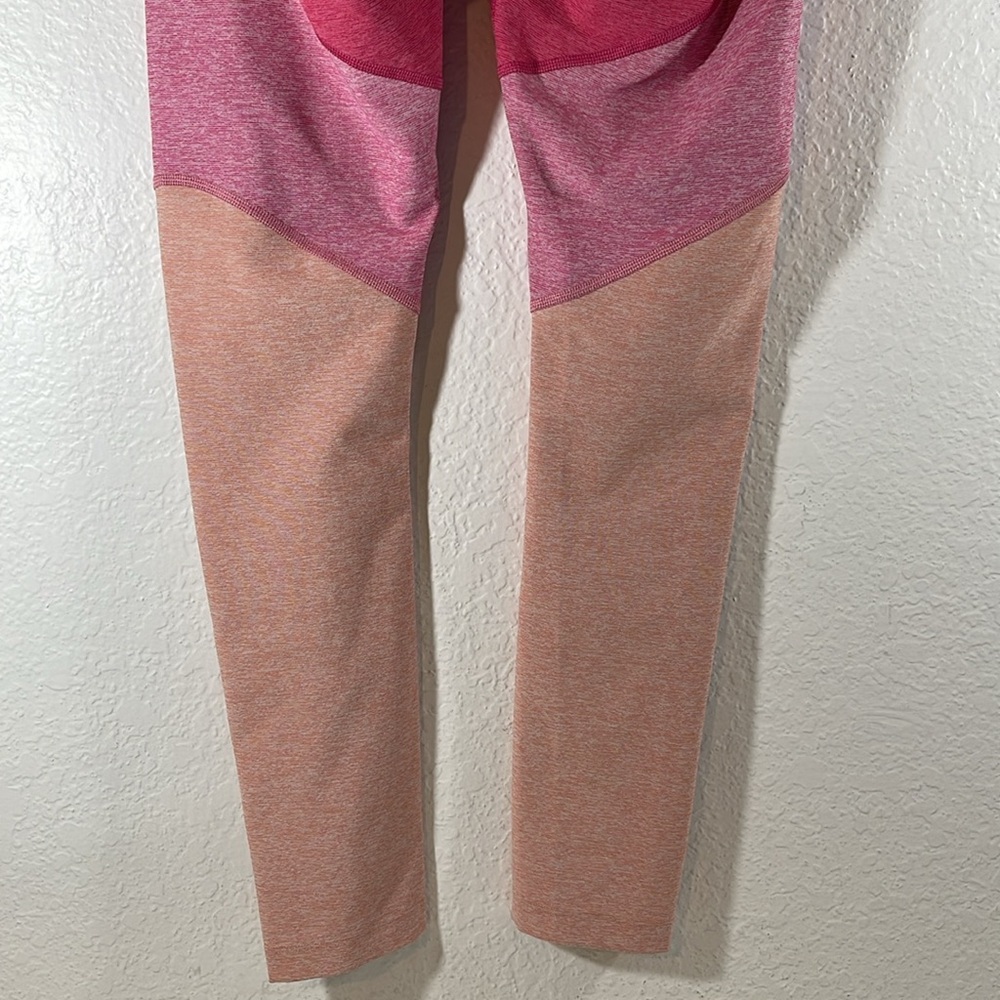 Outdoor Voices Pink Orange Tri-Tone Color Block Springs 7/8 Leggings Size Small - Picture 7 of 8